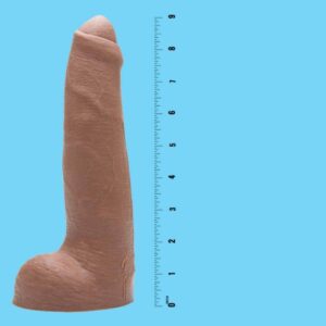 Dildo cu testicule - si ventuza Fleshlight Boomer Banks culoarea Pielii lungime 23 cm diametru 4.7 cm 810476012311